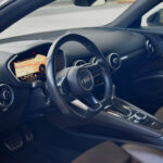 Audi-TT-zilver-interieur 1